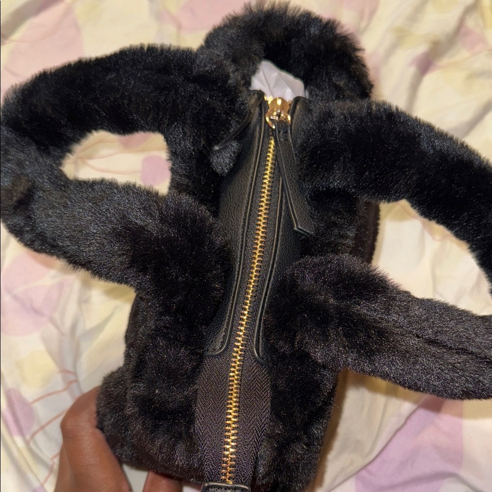Juicy Couture Black Faux Fur Tote Bag - Picture 6 of 7